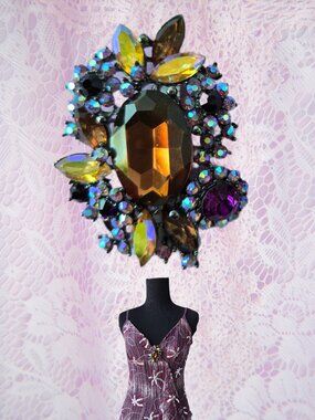 Purple Crystal Brooch Sparkly Fairycore Evening Wedding Guest Victorian-Style